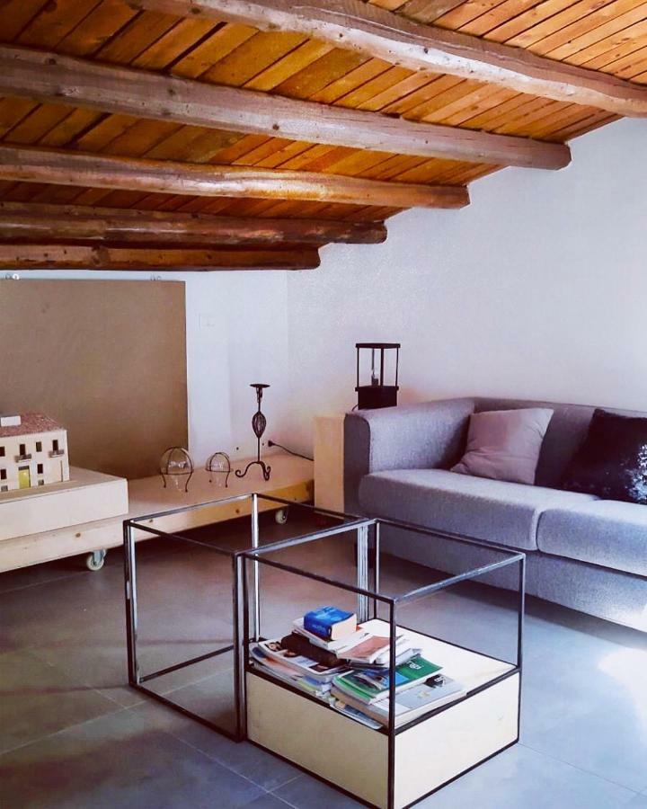 B&B Charme Centre-Ville Artistic & Literary Rooms パレルモ エクステリア 写真